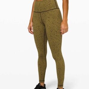 lululemon Wunder Under High-Rise Tight leggings Dark Olive 28” Luxtreme size 2